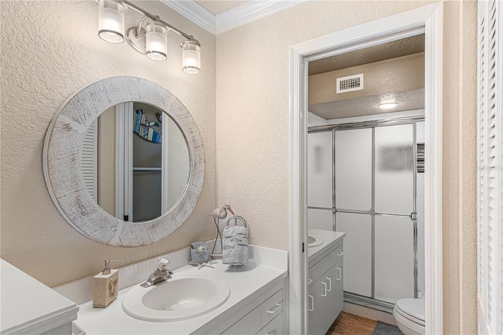 For Sale: $324,900 (2 beds, 2 baths, 1355 Square Feet)