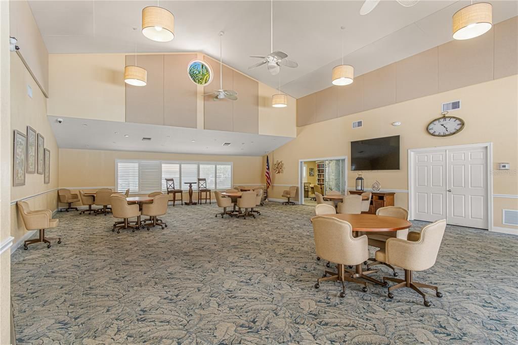 For Sale: $324,900 (2 beds, 2 baths, 1355 Square Feet)