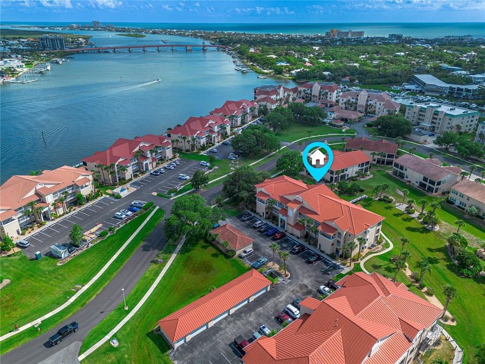 For Sale: $324,900 (2 beds, 2 baths, 1355 Square Feet)