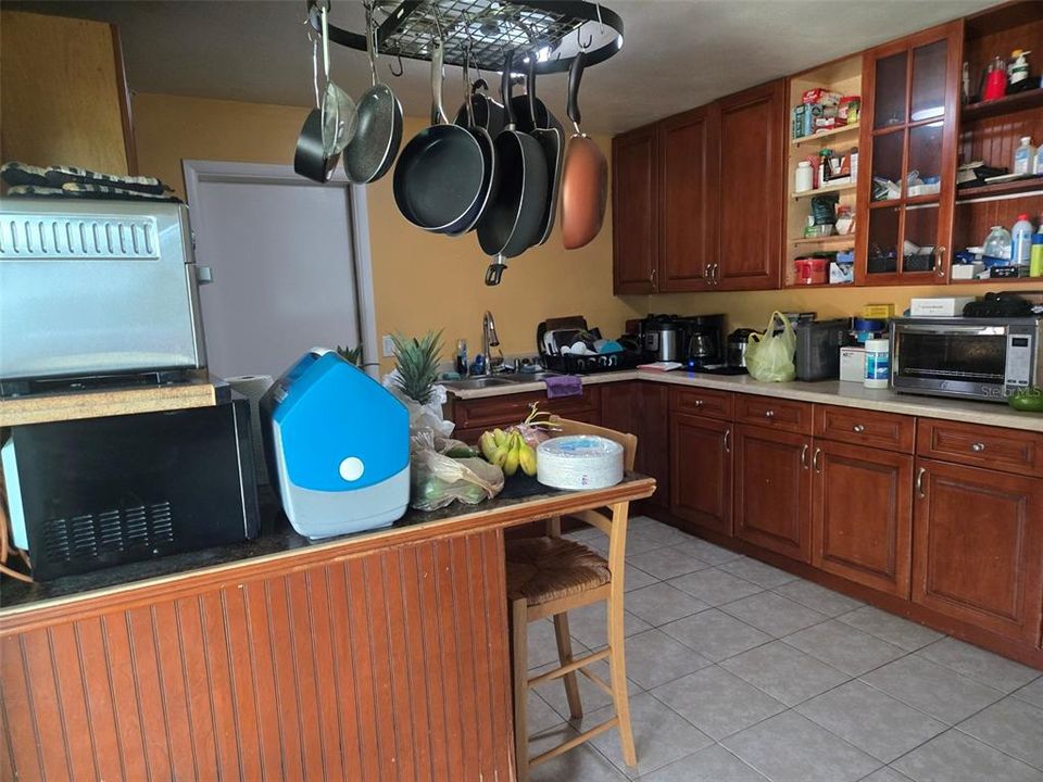 For Sale: $200,000 (3 beds, 2 baths, 1458 Square Feet)