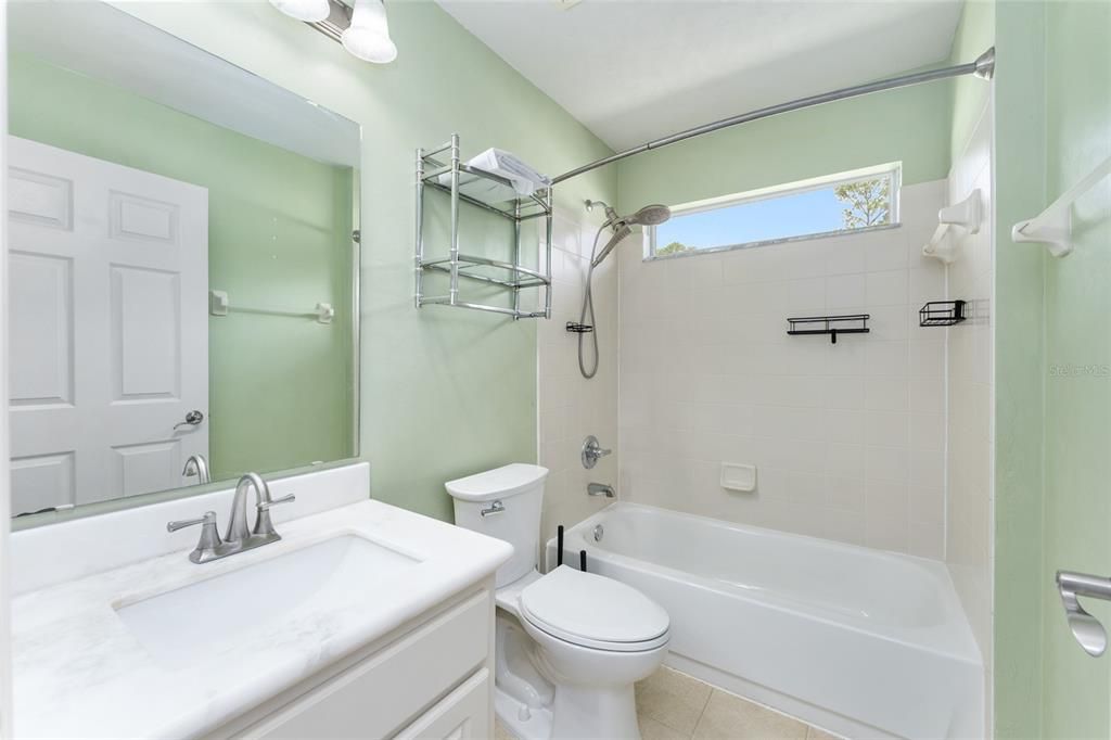 For Sale: $333,000 (3 beds, 2 baths, 1692 Square Feet)