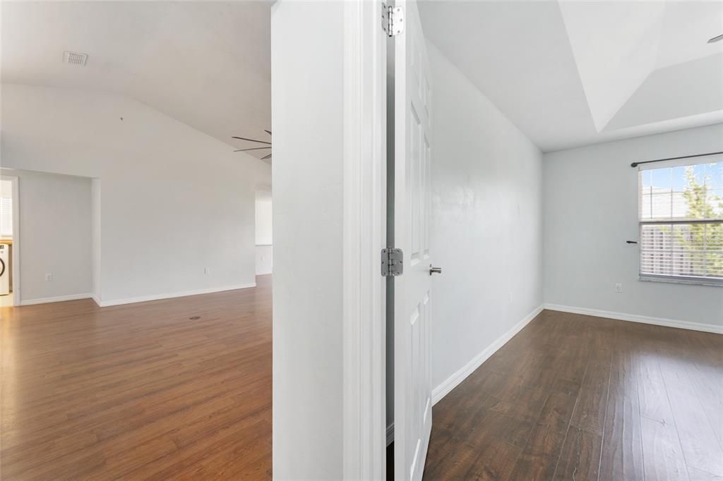 For Sale: $333,000 (3 beds, 2 baths, 1692 Square Feet)
