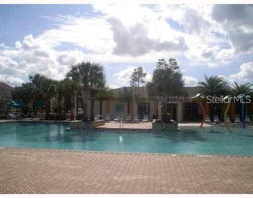 For Rent: $2,100 (3 beds, 2 baths, 1637 Square Feet)