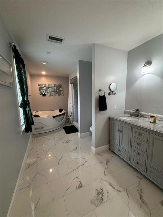 For Sale: $675,000 (5 beds, 3 baths, 3341 Square Feet)