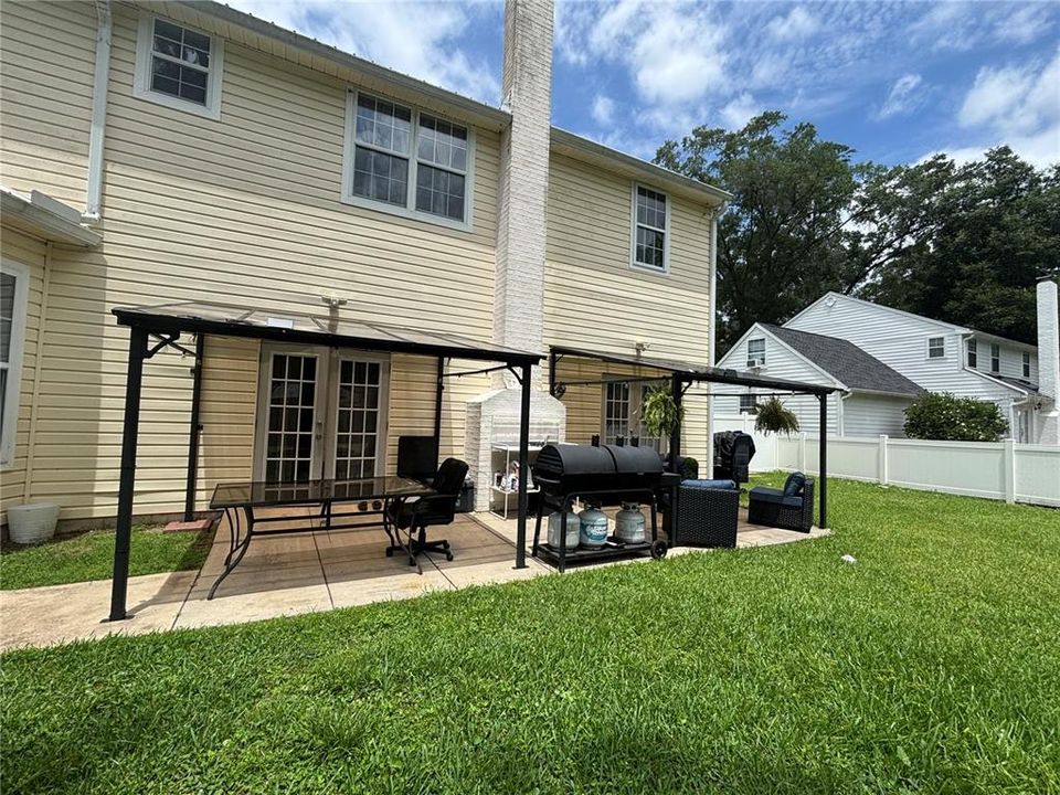 For Sale: $675,000 (5 beds, 3 baths, 3341 Square Feet)