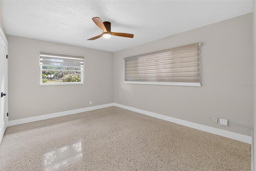 For Sale: $599,000 (3 beds, 2 baths, 1924 Square Feet)