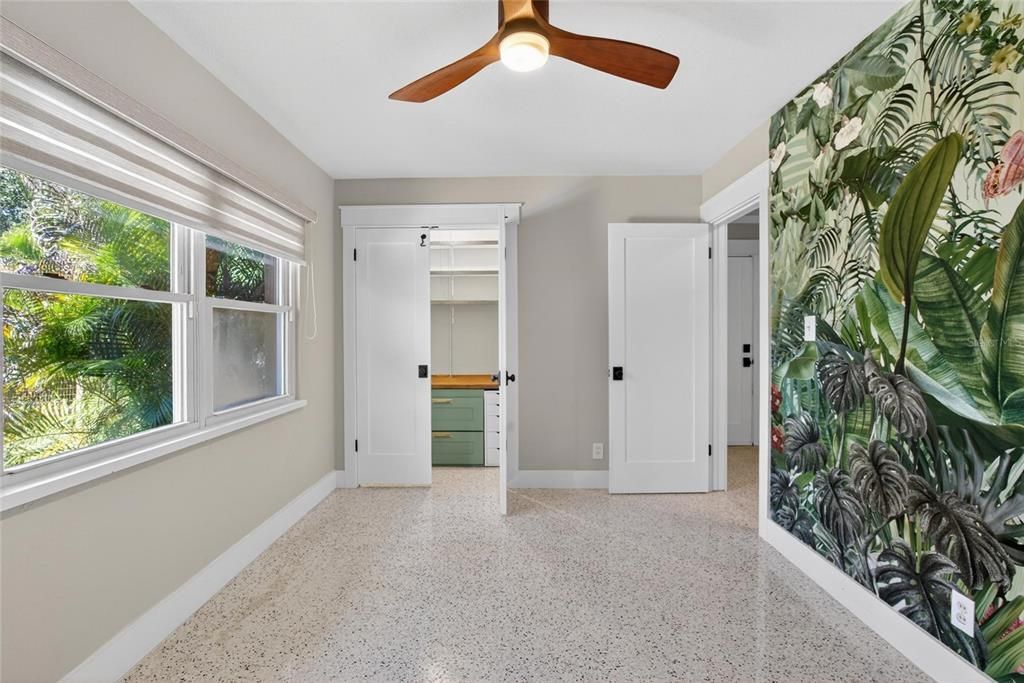 For Sale: $599,000 (3 beds, 2 baths, 1924 Square Feet)