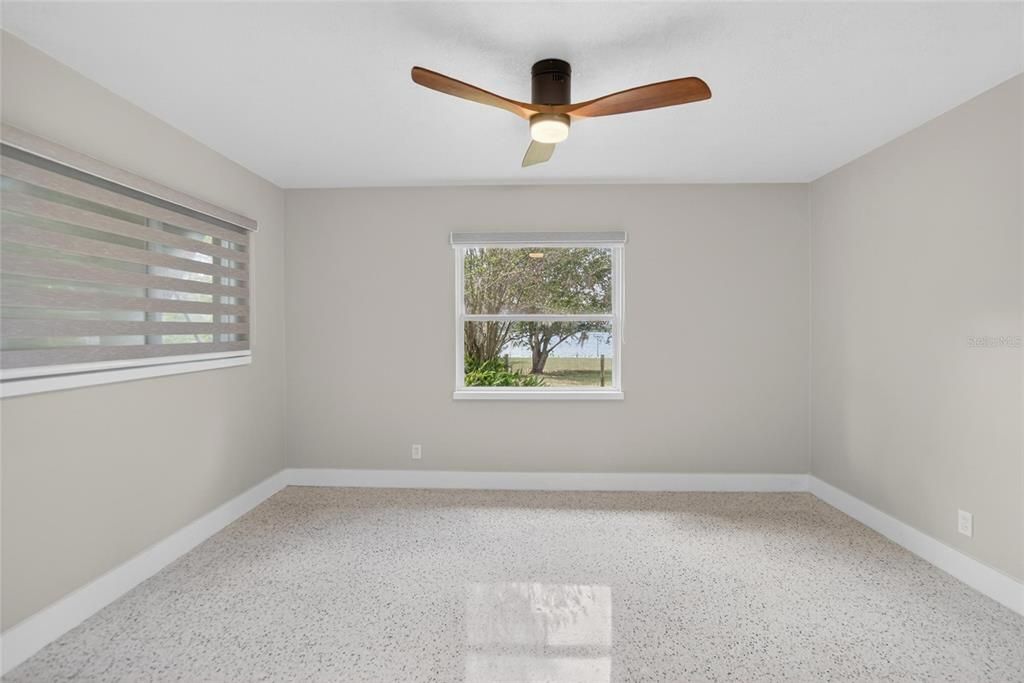 For Sale: $599,000 (3 beds, 2 baths, 1924 Square Feet)