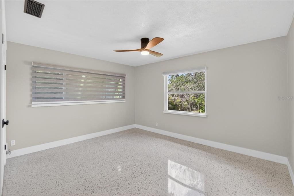 For Sale: $599,000 (3 beds, 2 baths, 1924 Square Feet)