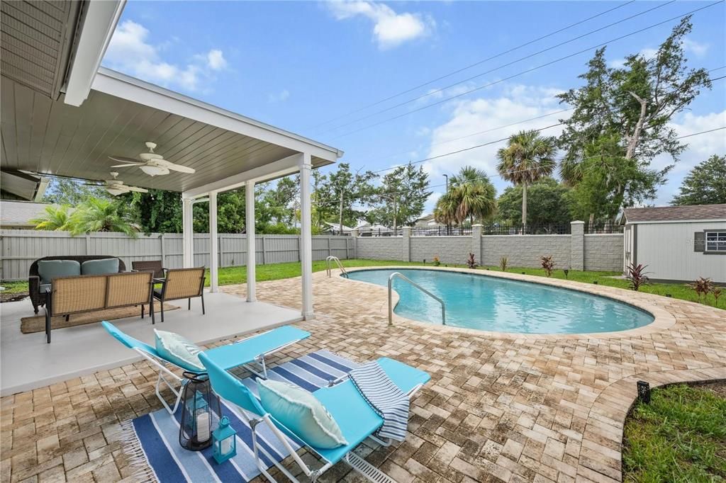 For Rent: $4,100 (4 beds, 2 baths, 1764 Square Feet)