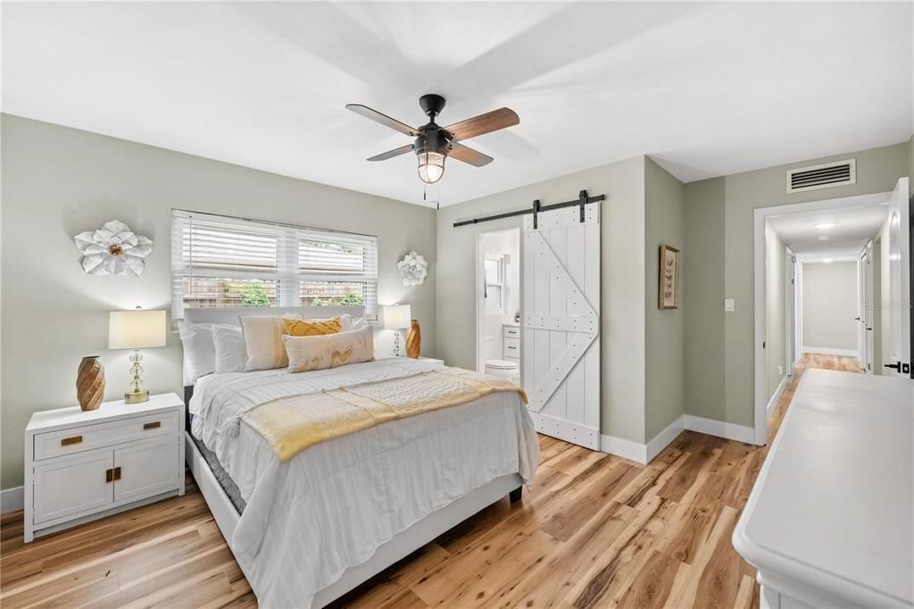 For Rent: $4,100 (4 beds, 2 baths, 1764 Square Feet)