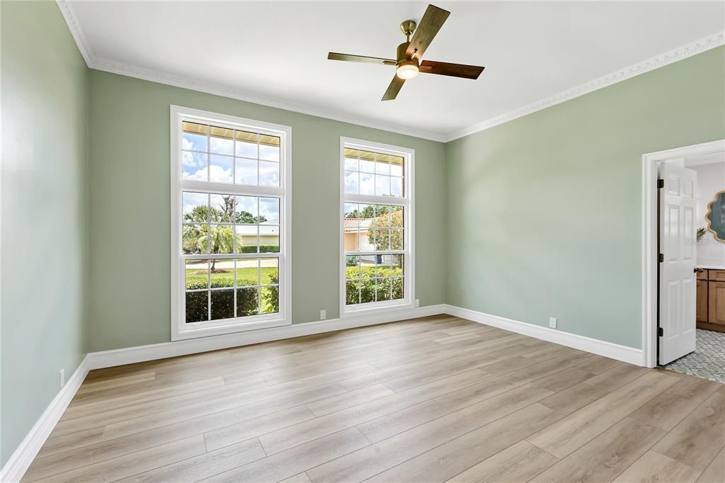 For Sale: $1,275,000 (3 beds, 2 baths, 3292 Square Feet)
