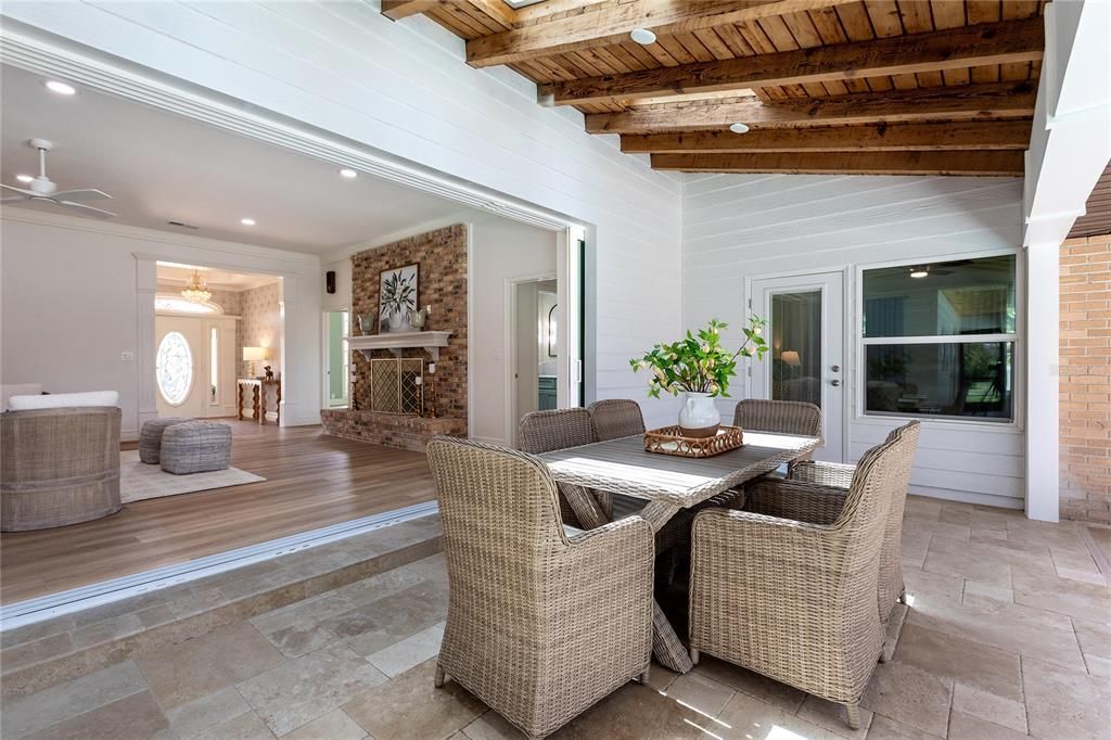 For Sale: $1,275,000 (3 beds, 2 baths, 3292 Square Feet)