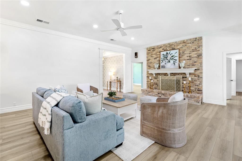 For Sale: $1,275,000 (3 beds, 2 baths, 3292 Square Feet)