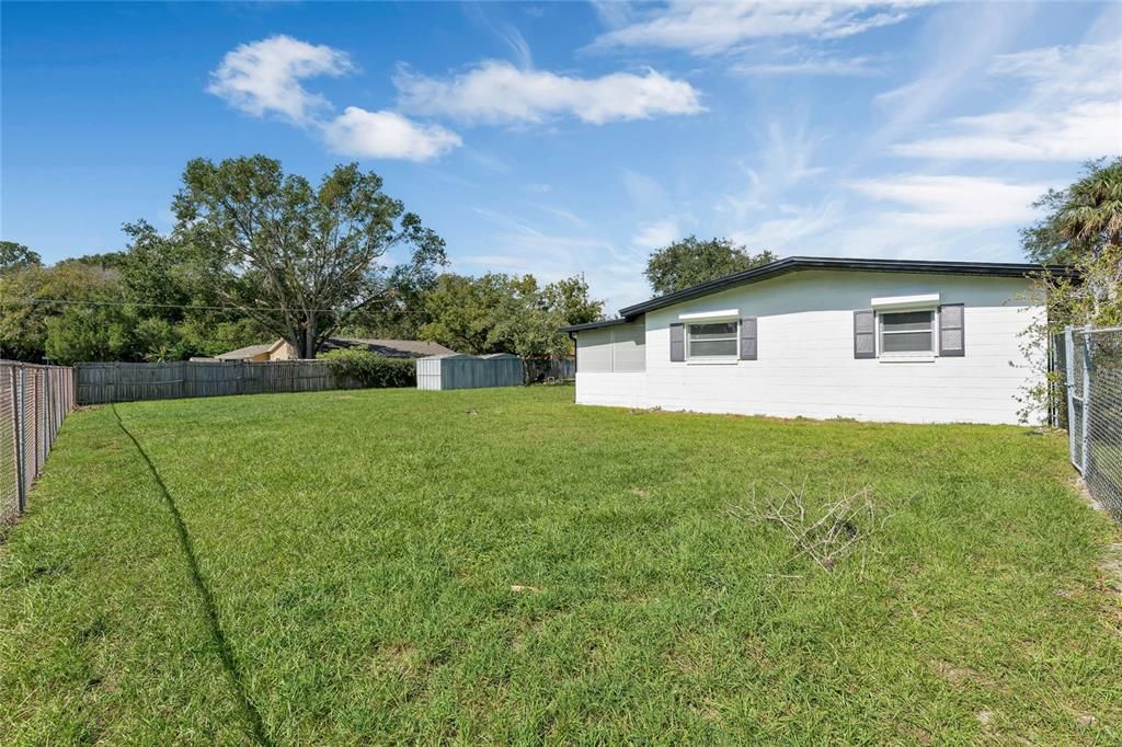For Rent: $2,200 (3 beds, 2 baths, 1652 Square Feet)