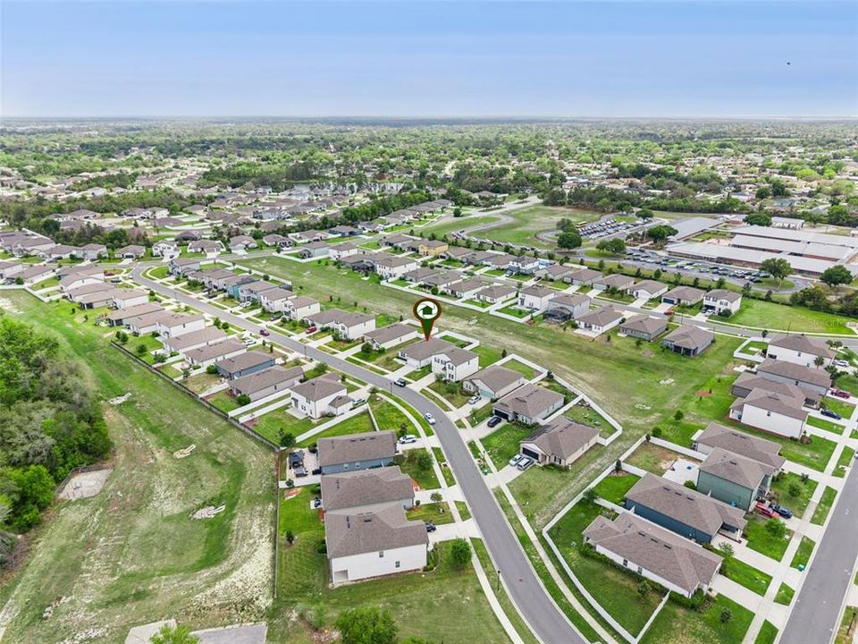 For Rent: $2,900 (4 beds, 2 baths, 1890 Square Feet)