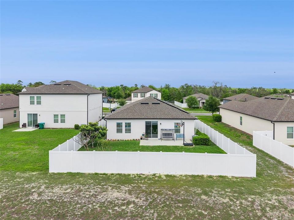 For Rent: $2,900 (4 beds, 2 baths, 1890 Square Feet)