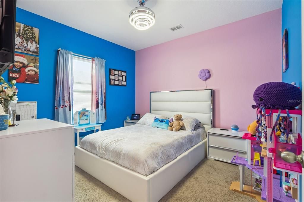 For Rent: $2,900 (4 beds, 2 baths, 1890 Square Feet)