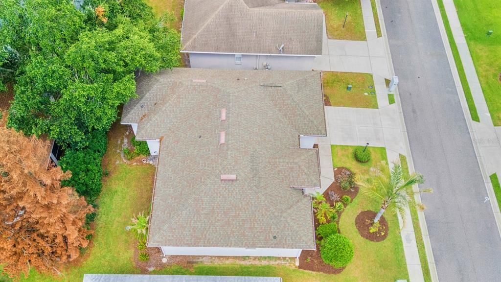 For Sale: $299,900 (2 beds, 2 baths, 1817 Square Feet)