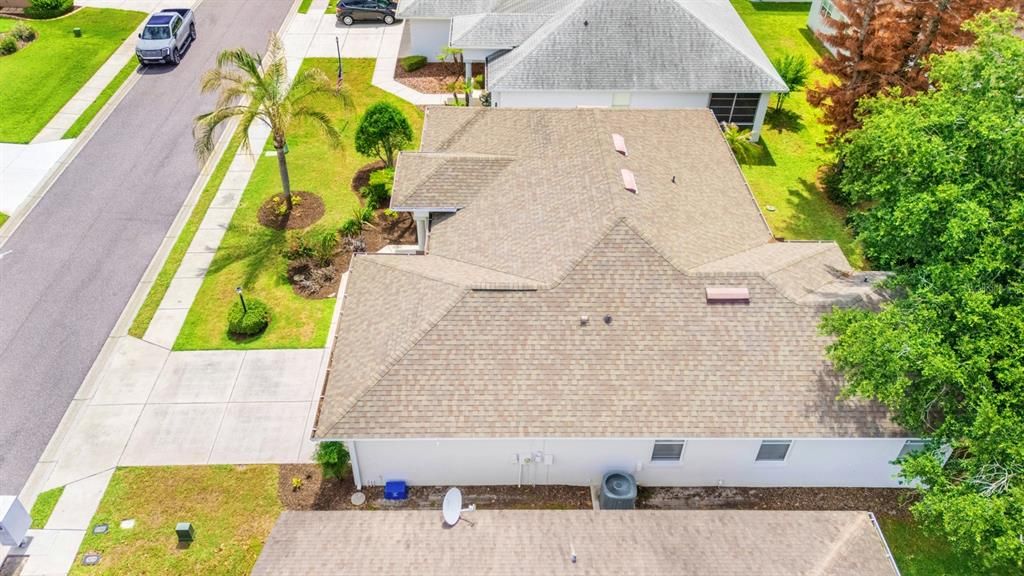 For Sale: $299,900 (2 beds, 2 baths, 1817 Square Feet)