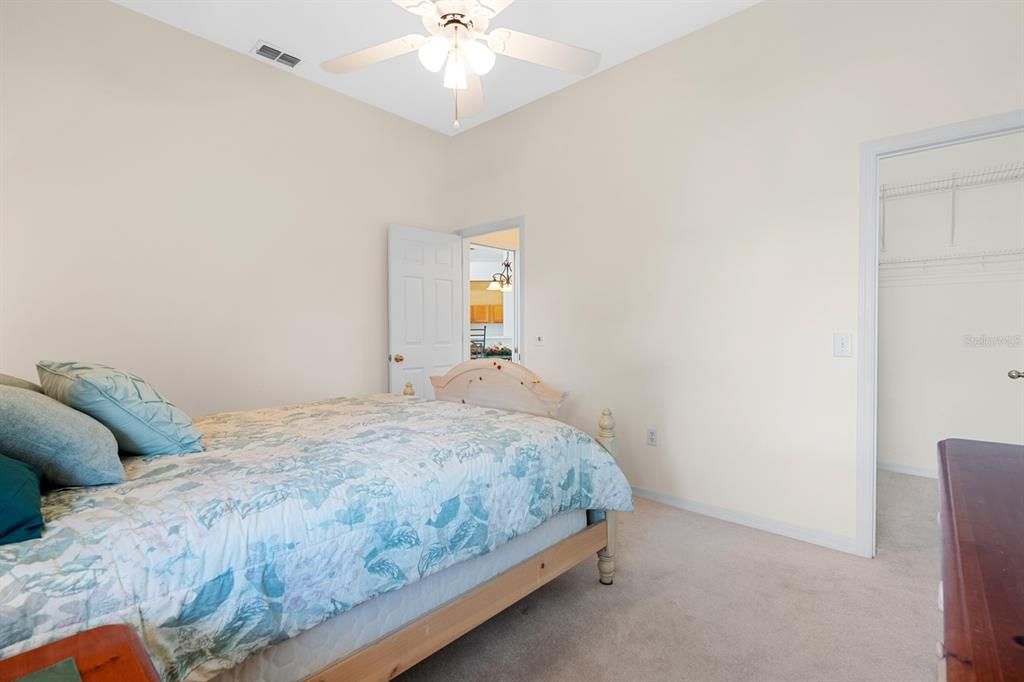 For Sale: $299,900 (2 beds, 2 baths, 1817 Square Feet)