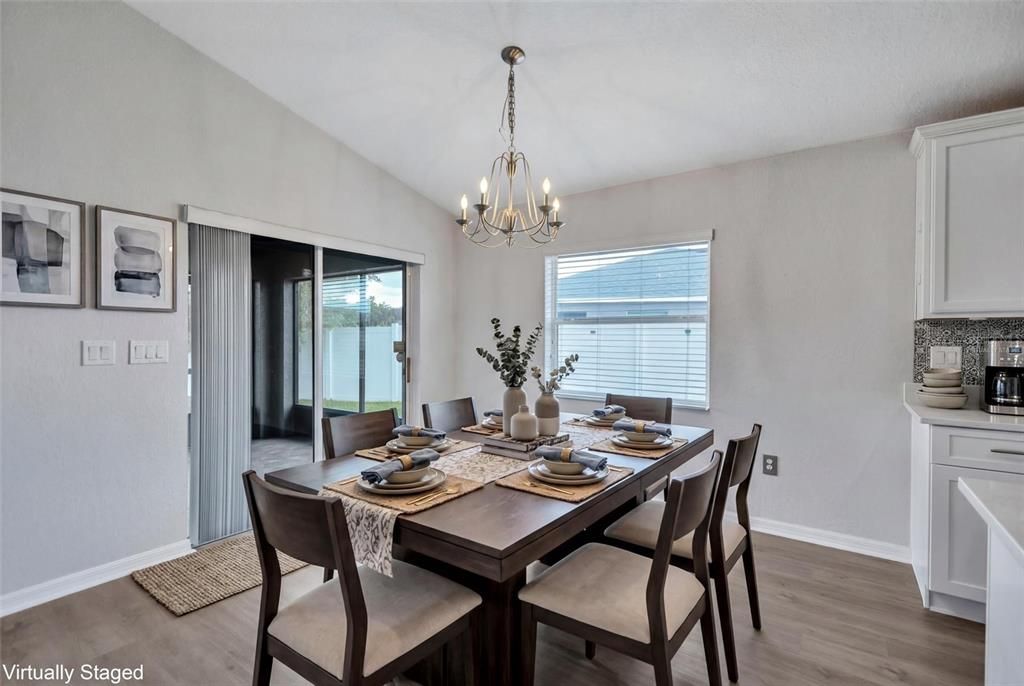 For Sale: $344,900 (4 beds, 2 baths, 1711 Square Feet)