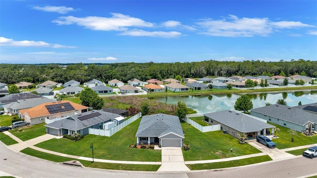 For Sale: $344,900 (4 beds, 2 baths, 1711 Square Feet)