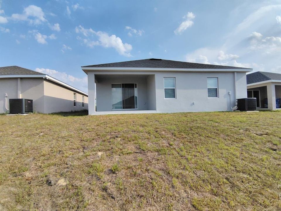 For Rent: $2,200 (4 beds, 2 baths, 2029 Square Feet)