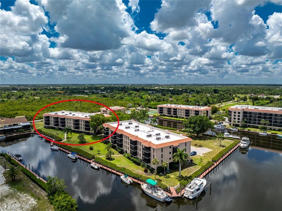 Activo con contrato: $169,000 (2 camas, 2 baños, 1147 Pies cuadrados)