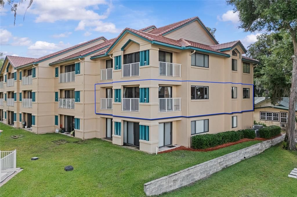 For Sale: $399,900 (3 beds, 2 baths, 1568 Square Feet)