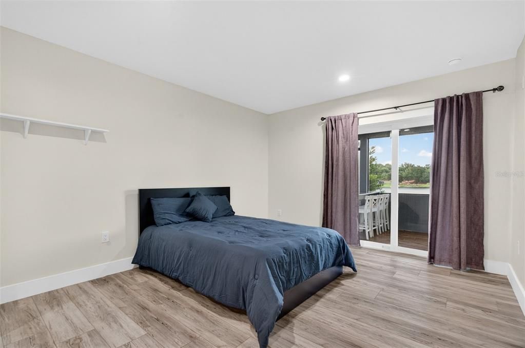 Active With Contract: $899,900 (5 beds, 4 baths, 3669 Square Feet)