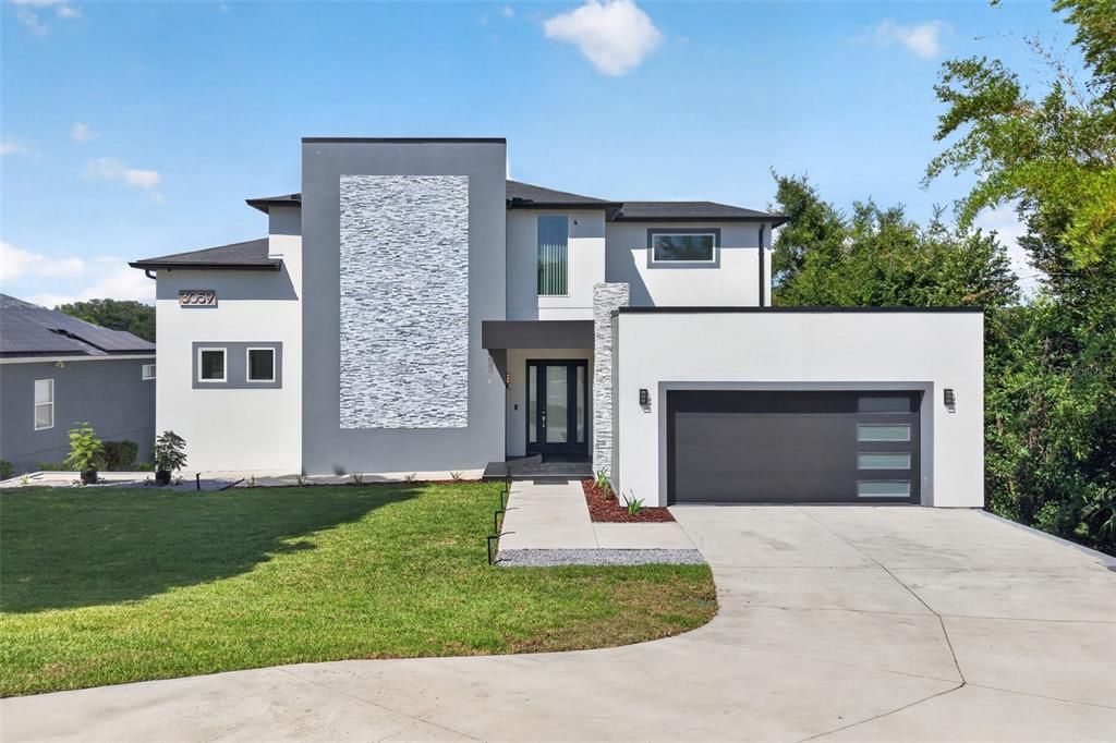 Active With Contract: $899,900 (5 beds, 4 baths, 3669 Square Feet)