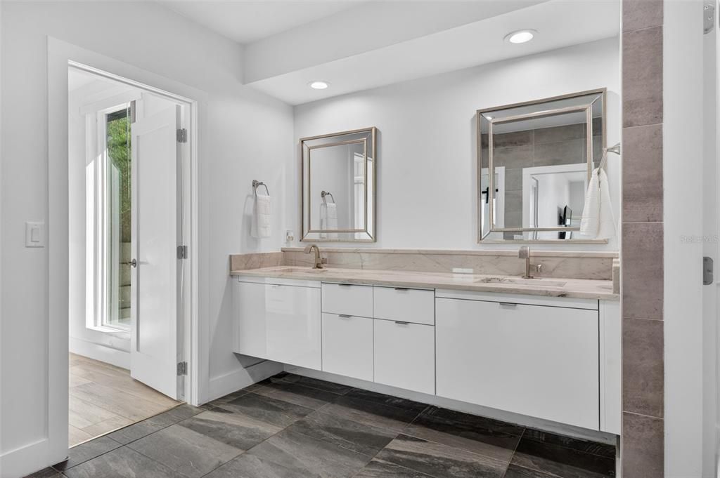 Active With Contract: $899,900 (5 beds, 4 baths, 3669 Square Feet)