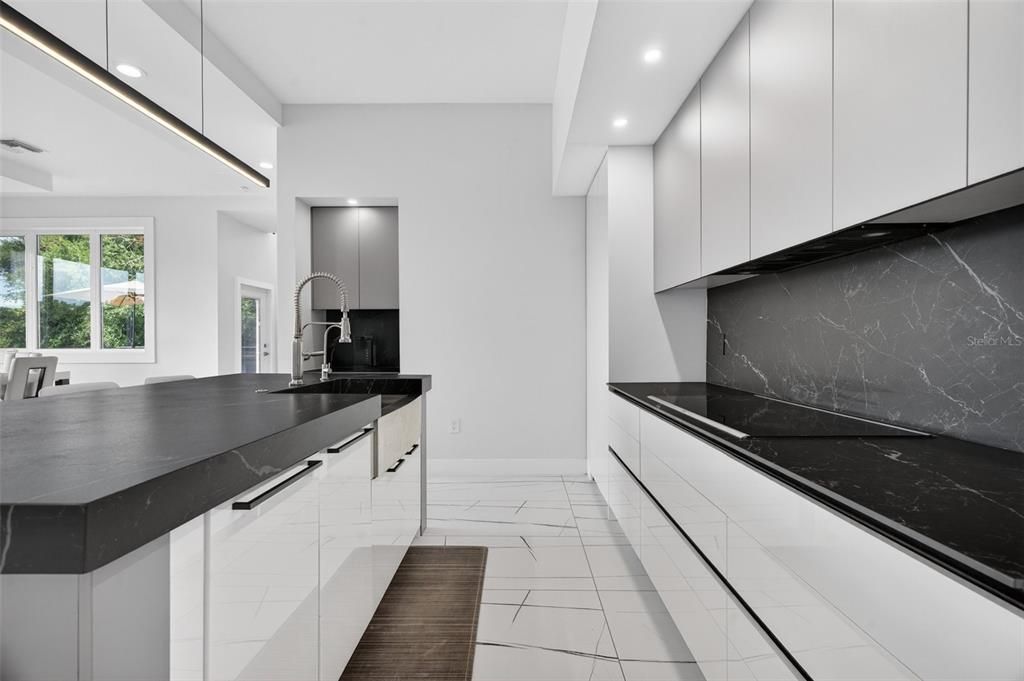 Active With Contract: $899,900 (5 beds, 4 baths, 3669 Square Feet)