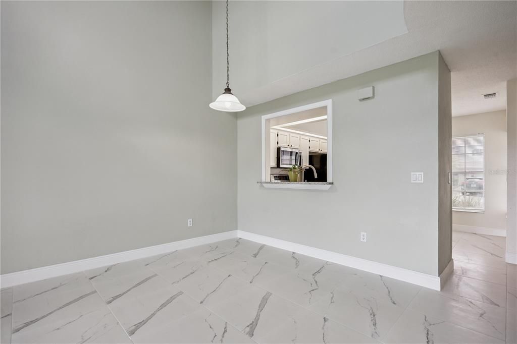 En Venta: $289,999 (3 camas, 2 baños, 1279 Pies cuadrados)