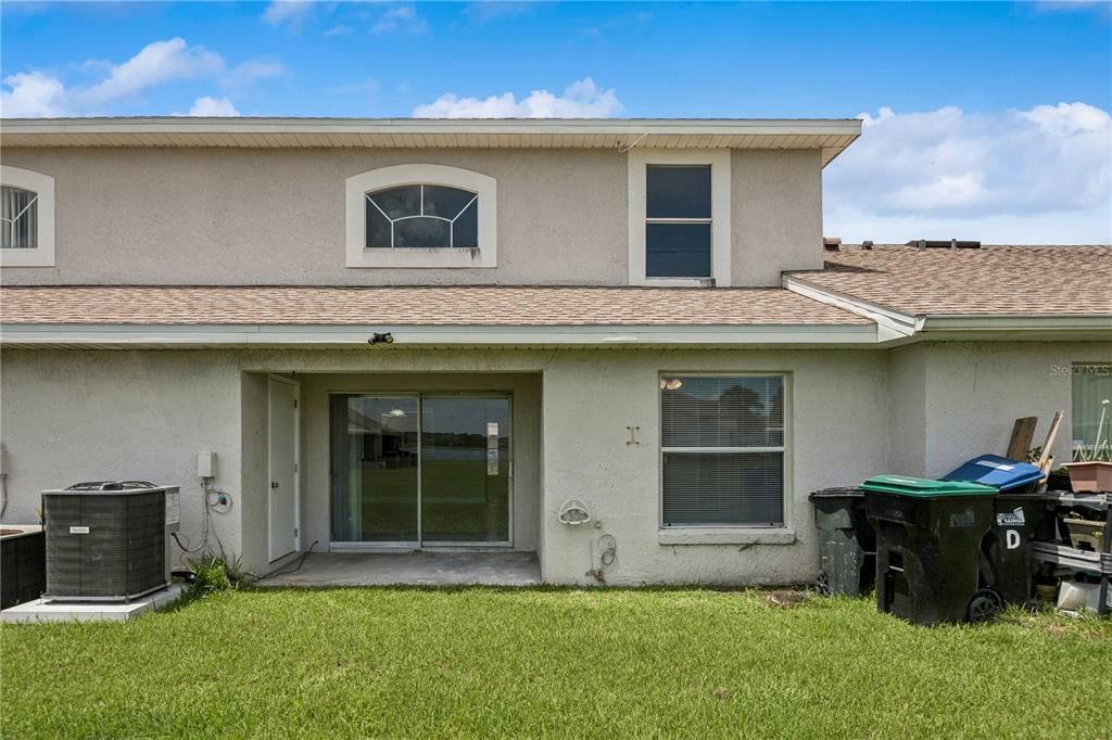 En Venta: $289,999 (3 camas, 2 baños, 1279 Pies cuadrados)