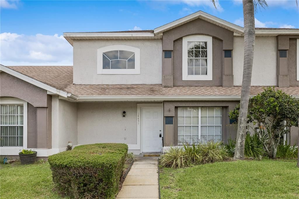 En Venta: $289,999 (3 camas, 2 baños, 1279 Pies cuadrados)