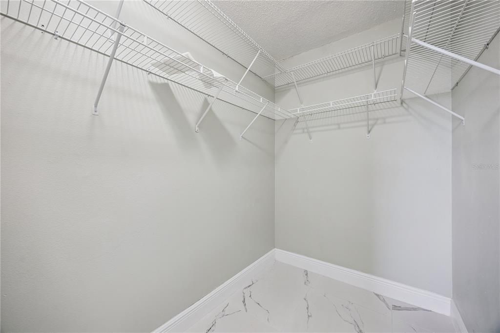 En Venta: $289,999 (3 camas, 2 baños, 1279 Pies cuadrados)