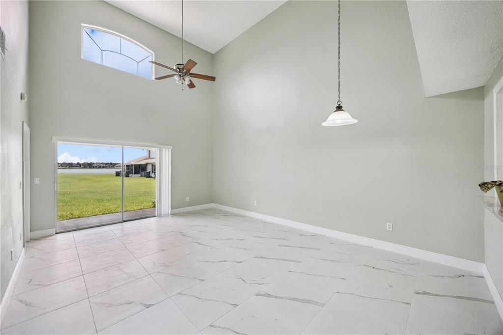 En Venta: $289,999 (3 camas, 2 baños, 1279 Pies cuadrados)