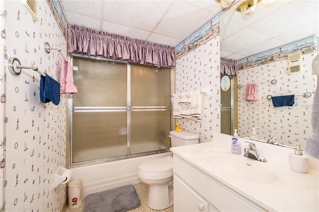 For Sale: $115,000 (2 beds, 2 baths, 1095 Square Feet)