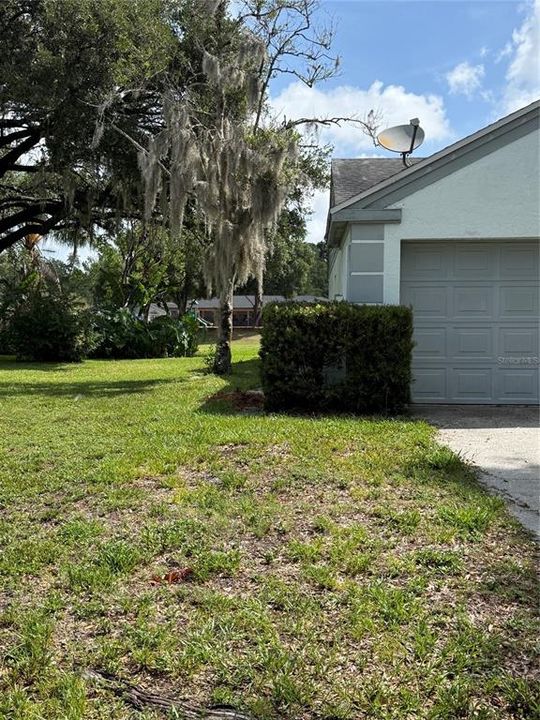 For Sale: $299,000 (3 beds, 2 baths, 1448 Square Feet)