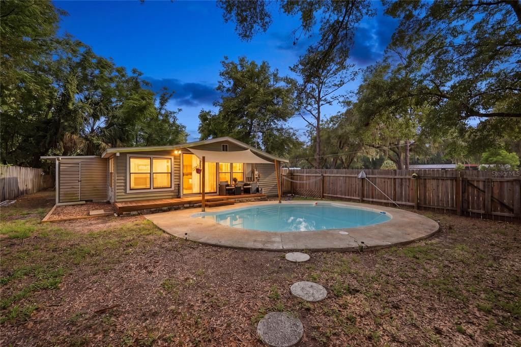 For Sale: $229,990 (2 beds, 2 baths, 1020 Square Feet)
