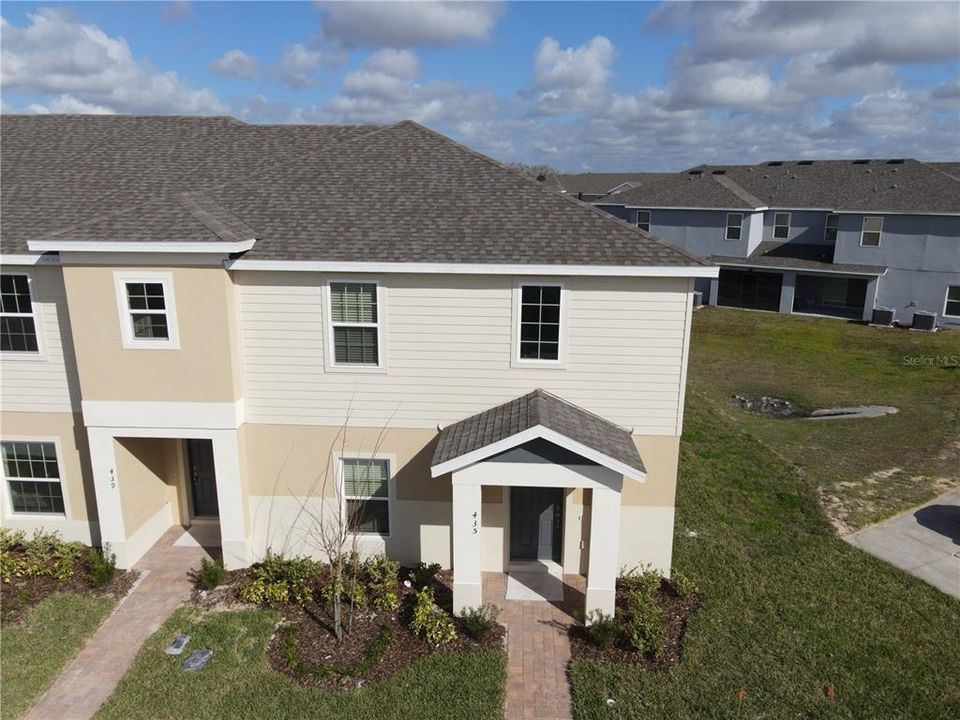 For Rent: $2,250 (4 beds, 3 baths, 2014 Square Feet)