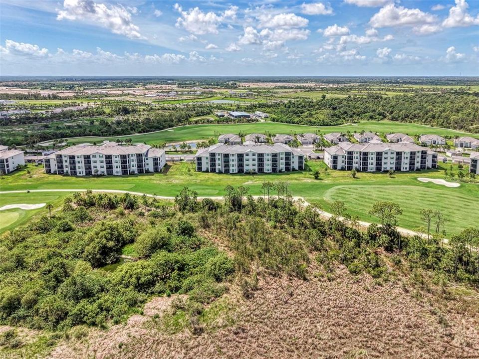 На продажу: $315,880 (2 спален, 2 ванн, 1124 Квадратных фут)