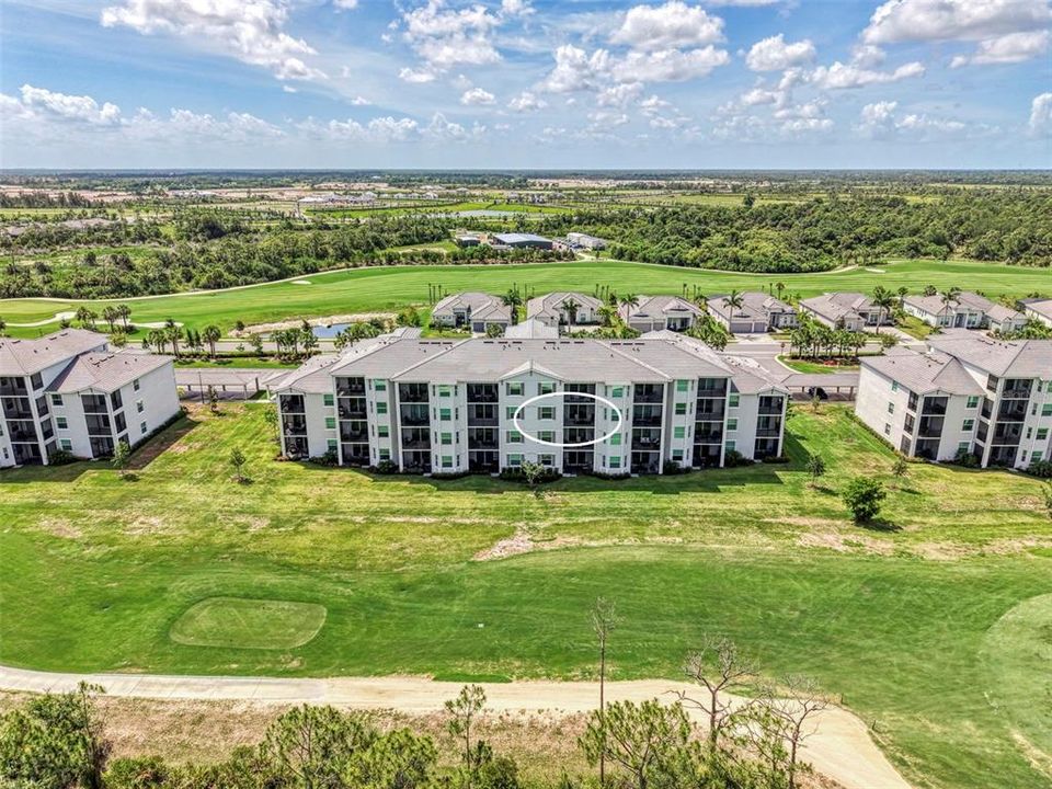 На продажу: $315,880 (2 спален, 2 ванн, 1124 Квадратных фут)