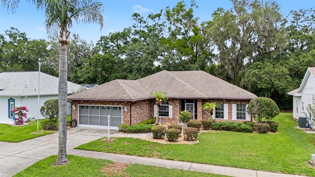 For Sale: $350,000 (3 beds, 2 baths, 1948 Square Feet)