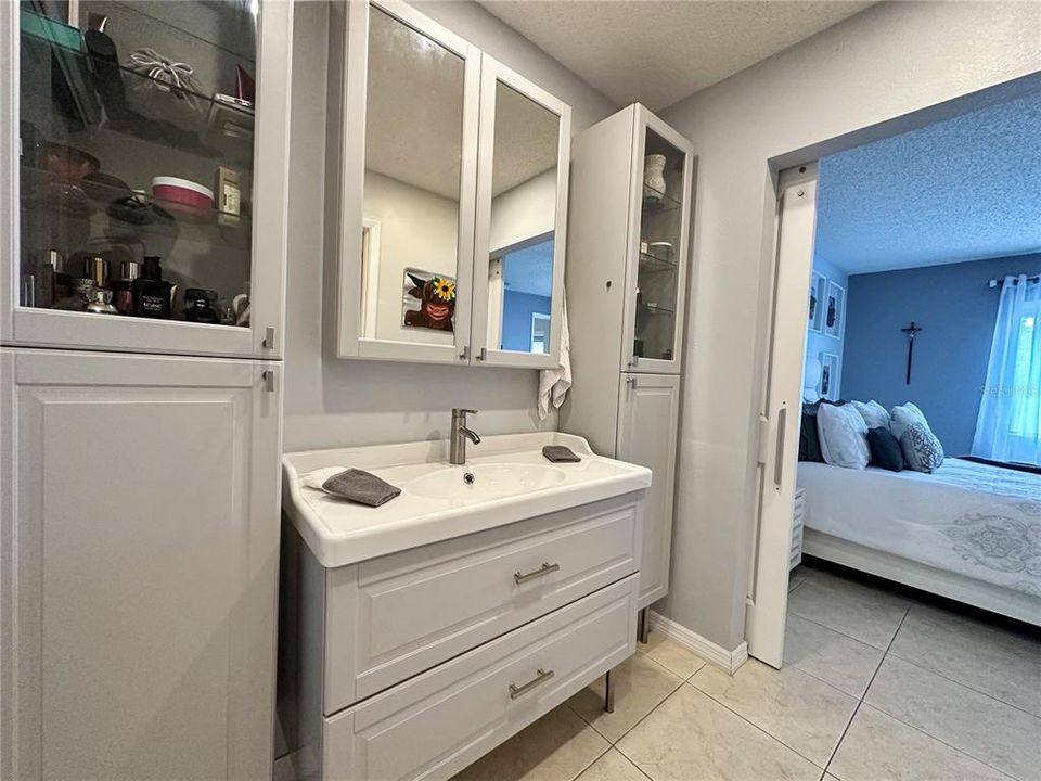 Activo con contrato: $340,000 (3 camas, 2 baños, 1399 Pies cuadrados)