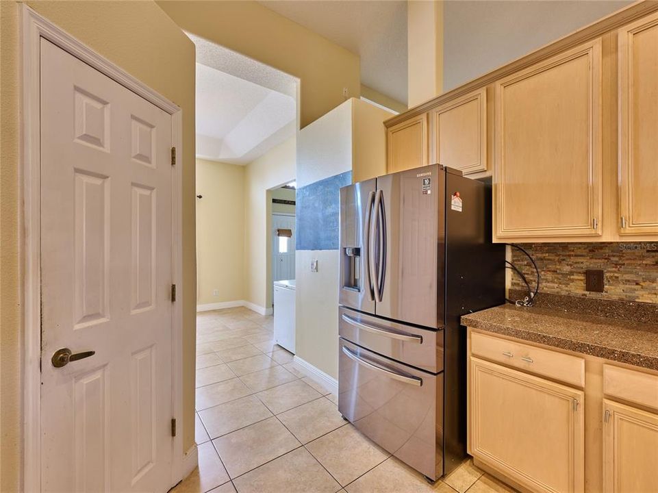 For Sale: $600,000 (4 beds, 3 baths, 2684 Square Feet)