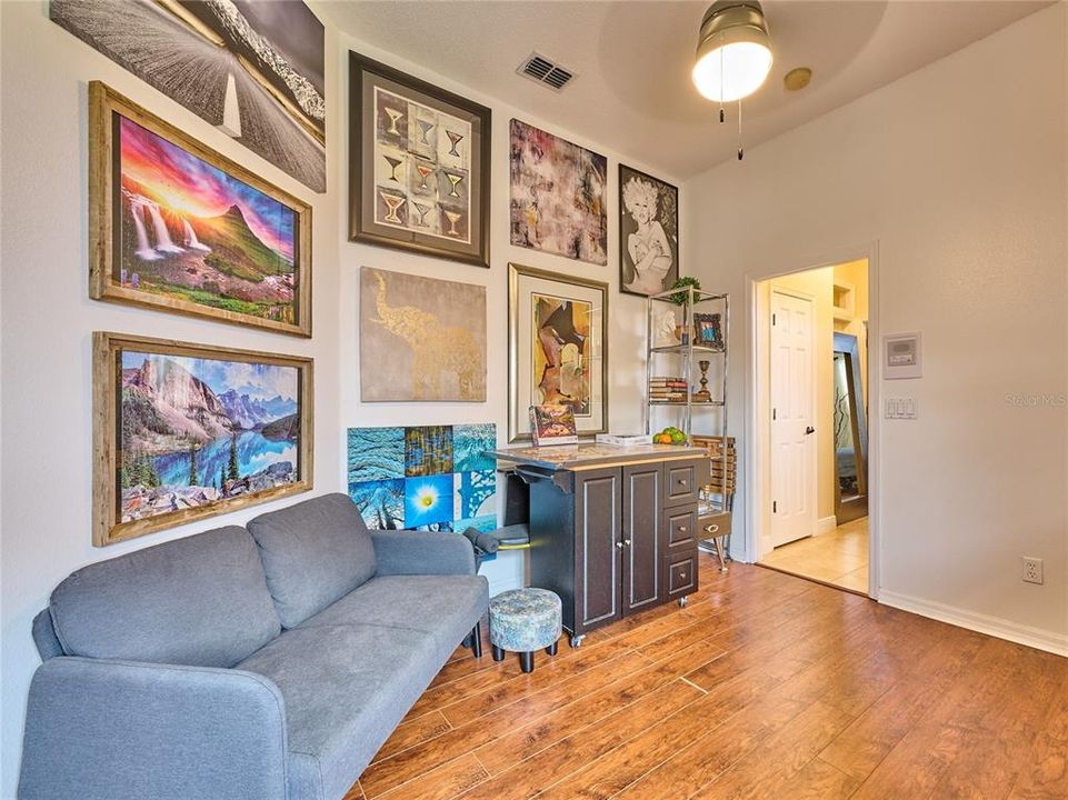 For Sale: $600,000 (4 beds, 3 baths, 2684 Square Feet)