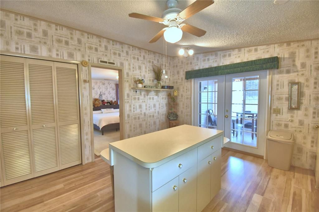En Venta: $179,000 (2 camas, 2 baños, 1372 Pies cuadrados)